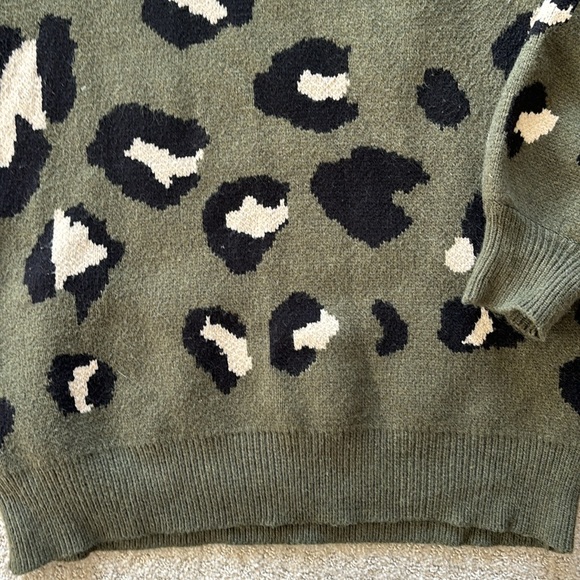 NWOT Lost in Lunar sweater size small/4 - Picture 7 of 8